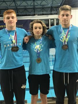 Devet naslovov državnih prvakov za Calcitove plavalce (4)